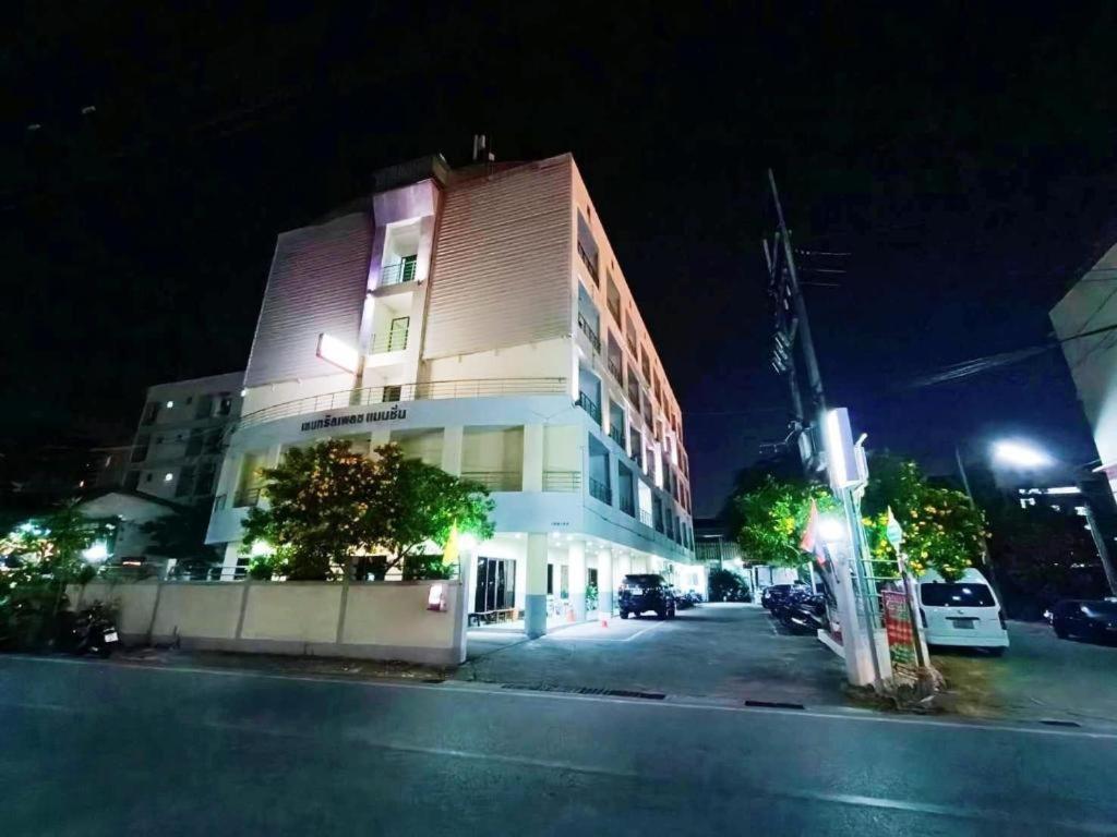 Central Place Hotel Rayong Exterior foto