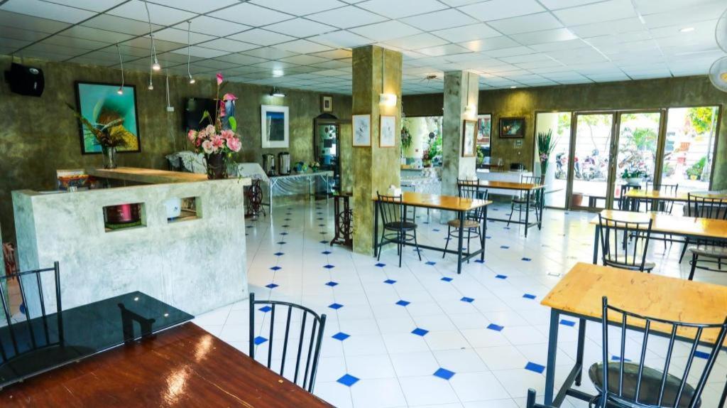 Central Place Hotel Rayong Exterior foto
