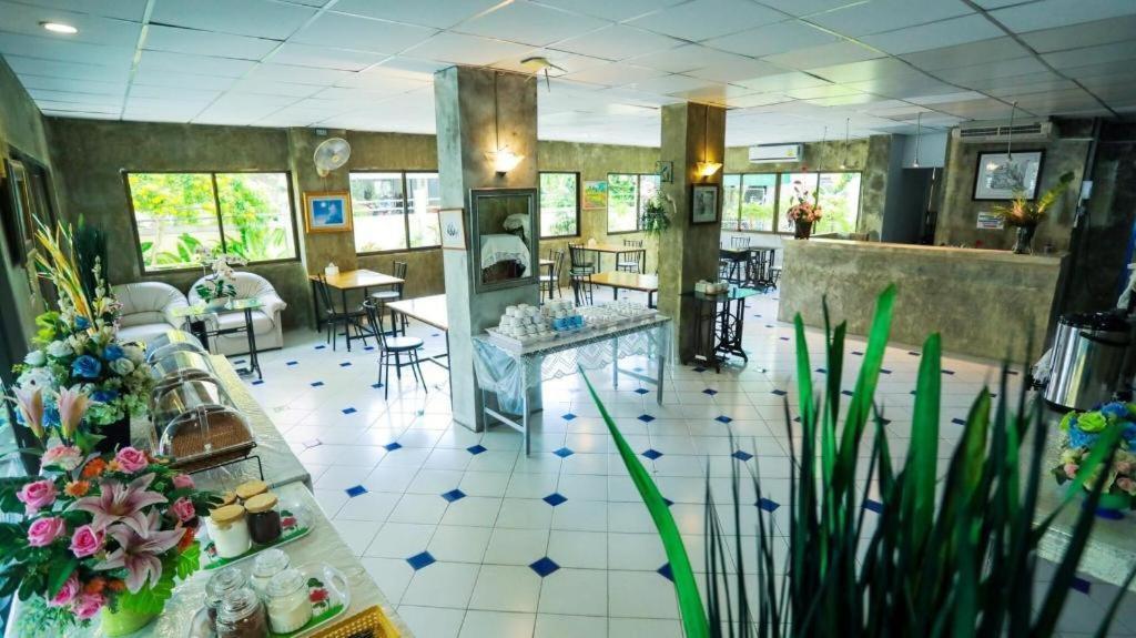 Central Place Hotel Rayong Exterior foto